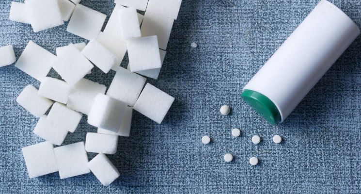 Artificial sugar crystals