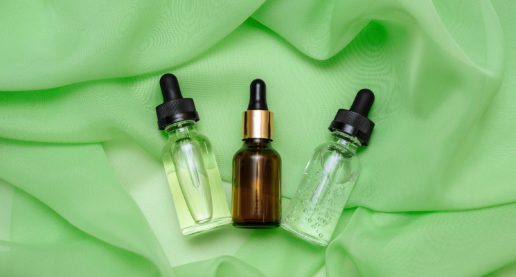 home salon services serum bottles for anti aging