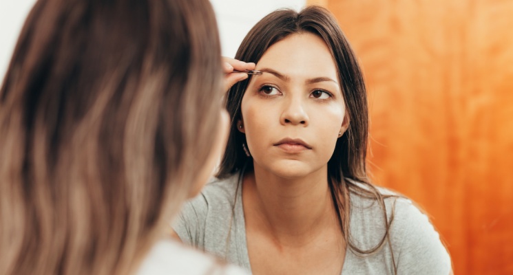 Common Eyebrow Mistakes to Avoid